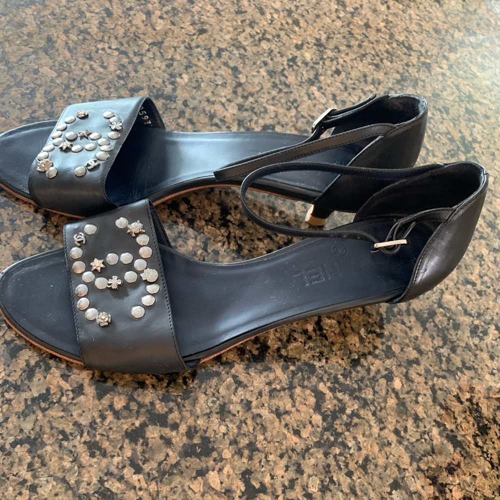 CHANEL SHOES SIZE 39